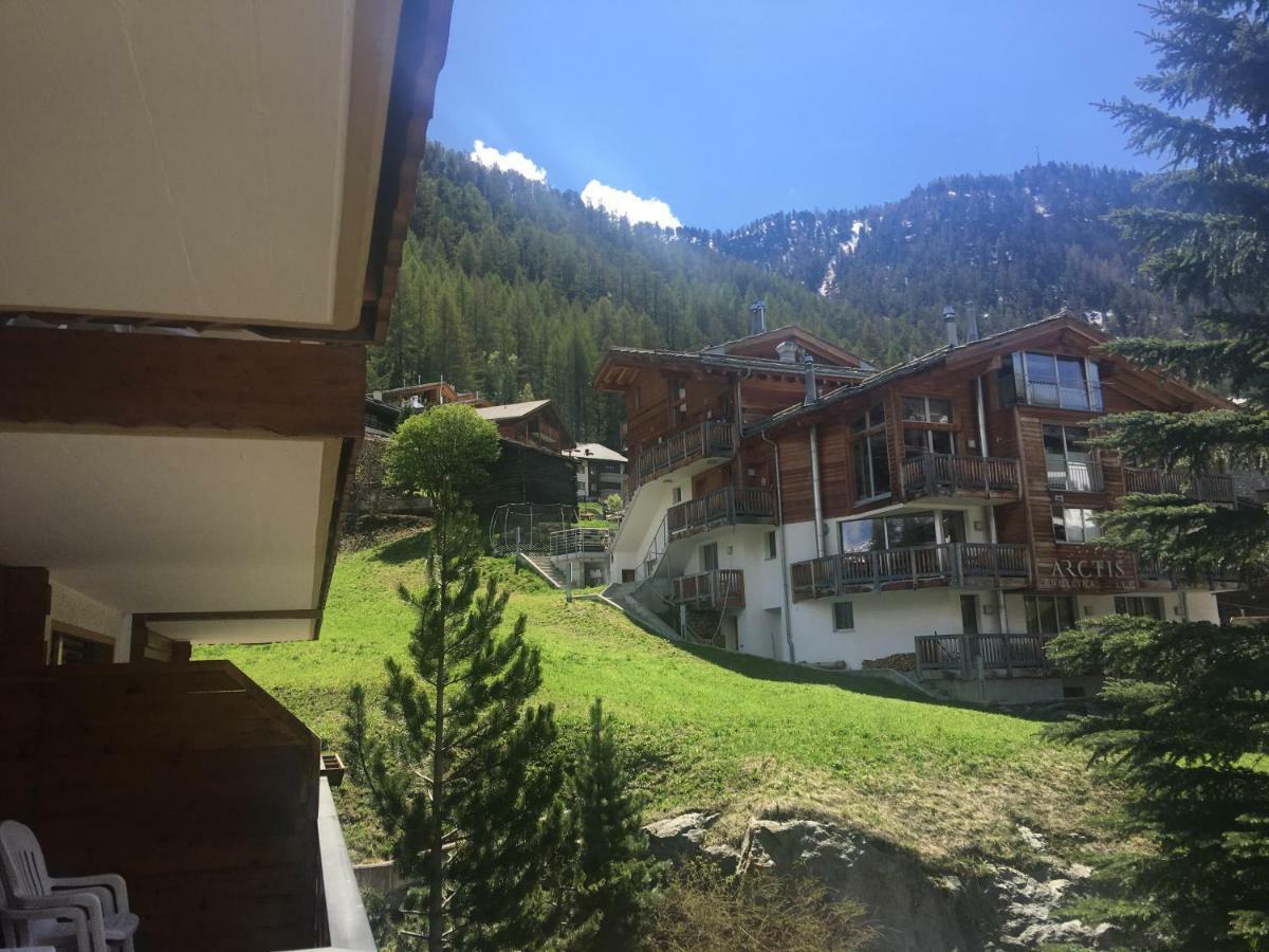 采尔马特Haus Colmar公寓 外观 照片